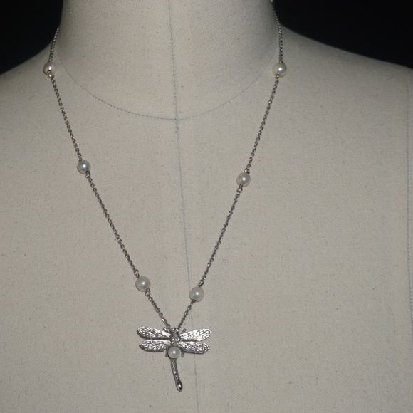 White gold Dragonfly pearl diamond pendant - Picture 2 of 5